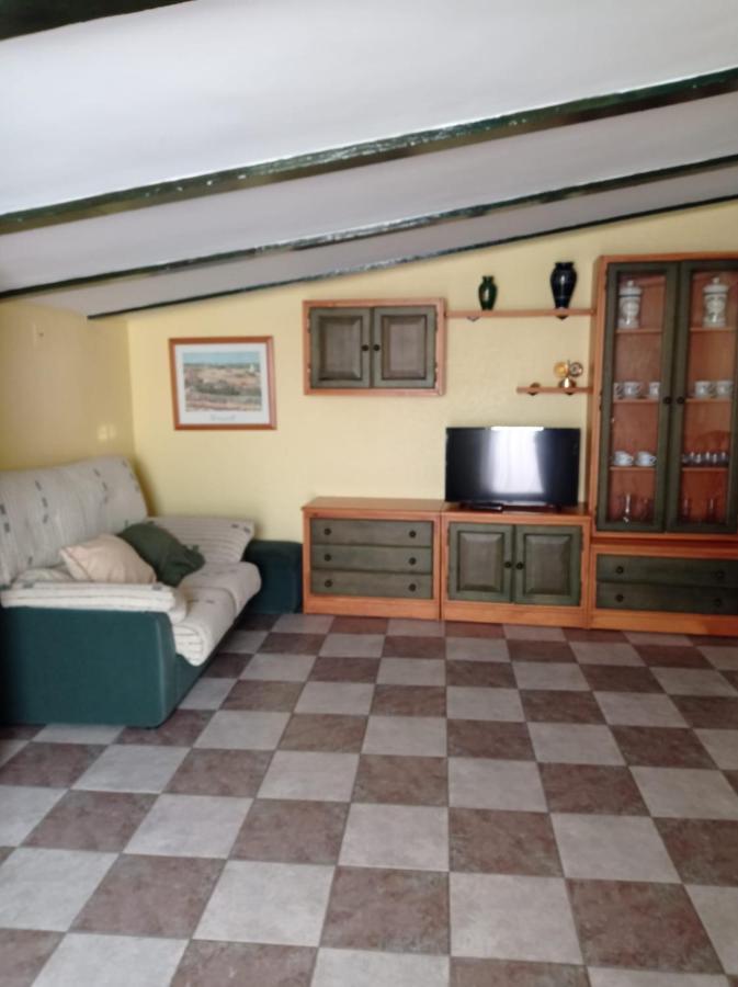 Apartamento Turistico Antigua Universidad Αλμάγκρο Εξωτερικό φωτογραφία